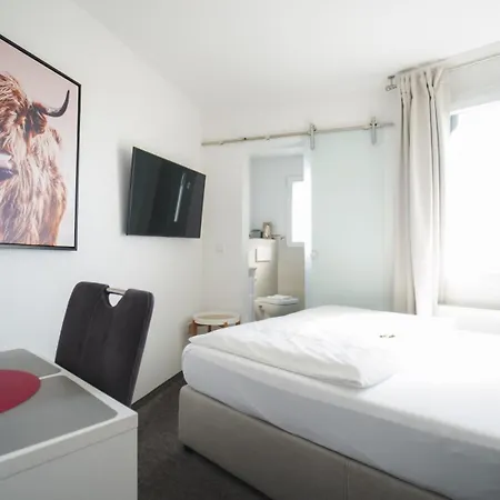 Konig 3* Remscheid